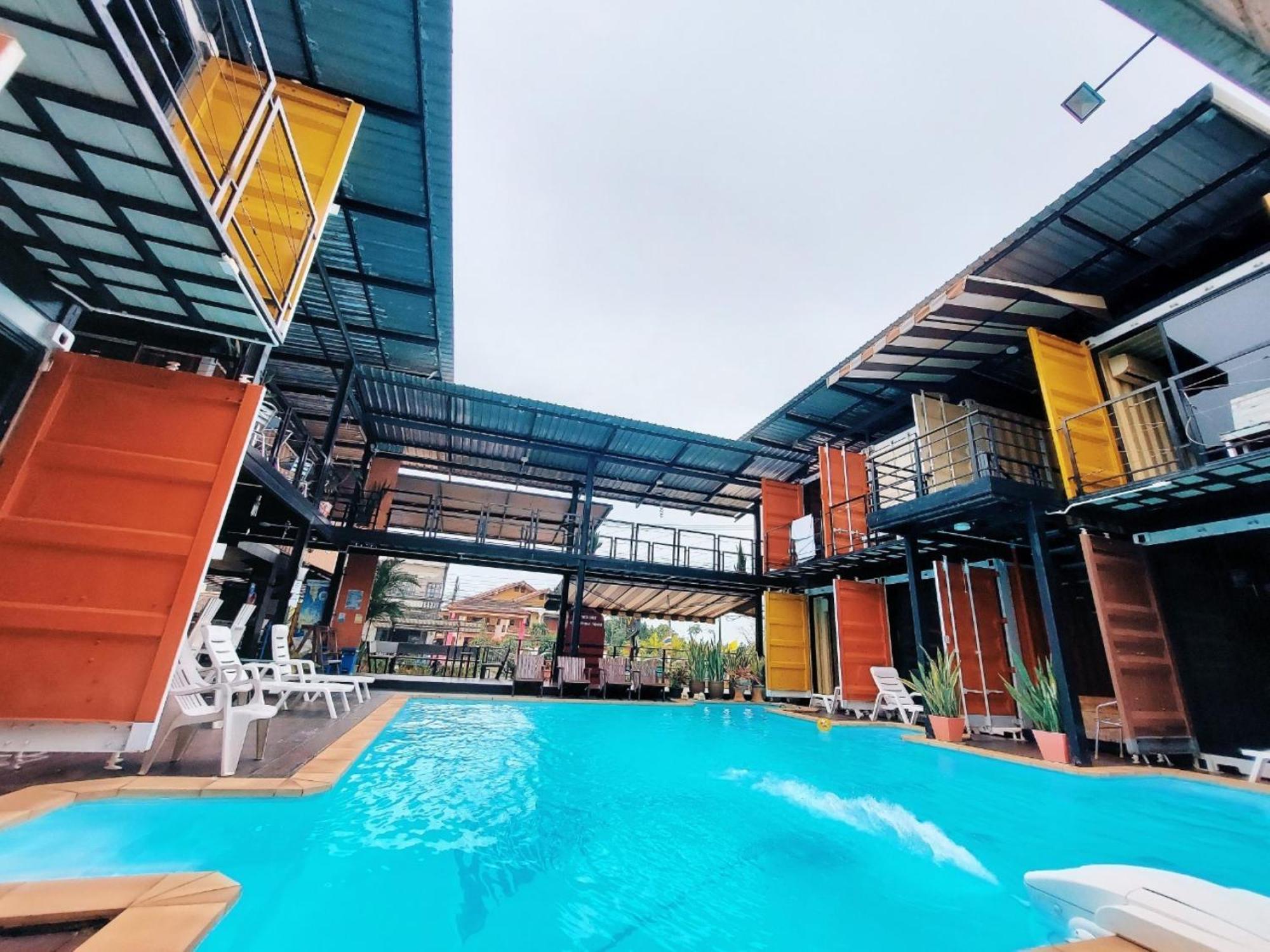 Retro Box Hotel Chumphon Bagian luar foto